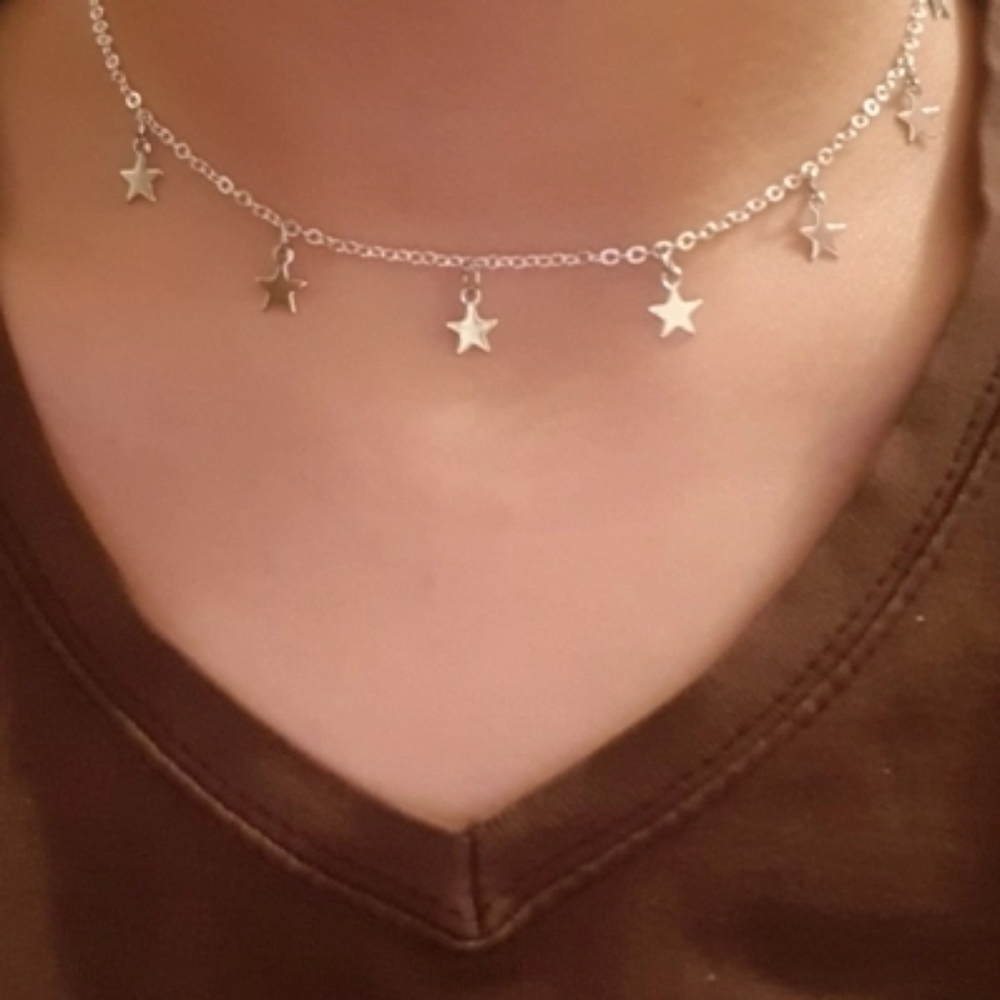 NEW. Delicate star choker. - Picture 3 of 3